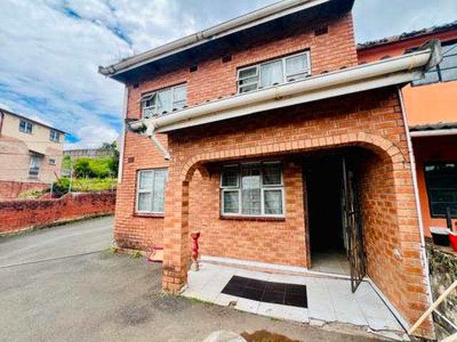 House for sale in Chatsworth, Kwazulu-natal