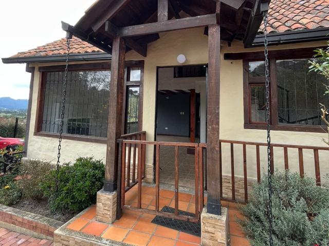 Casa en arriendo en Chinche, Tenjo