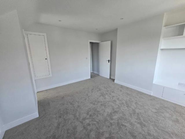 House for rent in Roselands, Eastbourne
