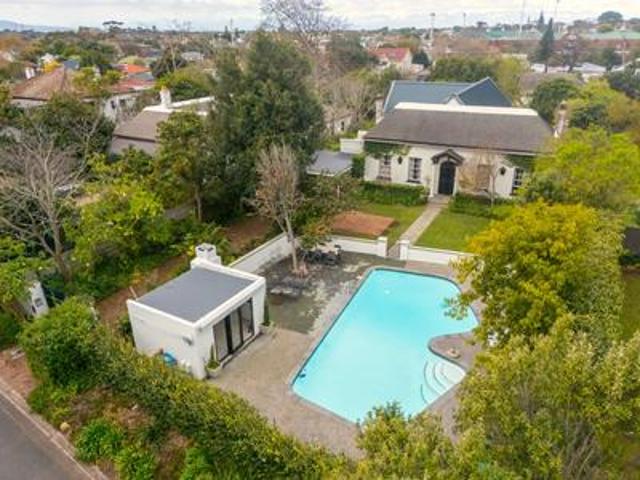 House for sale in Cape Town, Western Cape