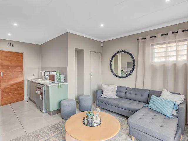 House for sale in Johannesburg, West
