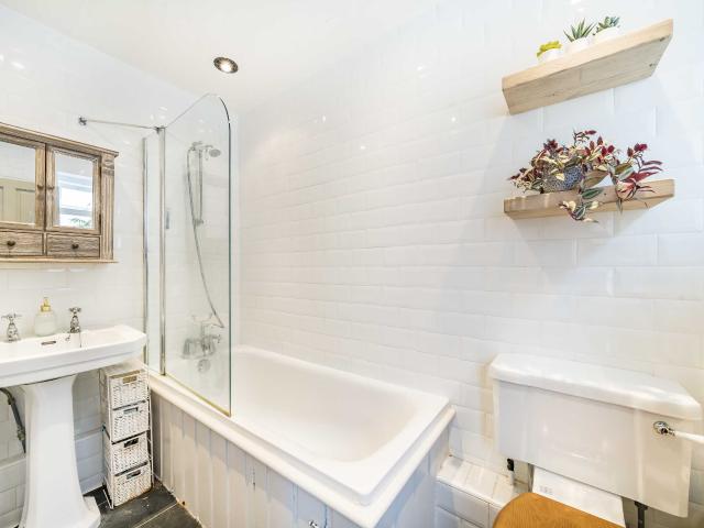 House for rent in London Borough of Wandsworth, Greater London