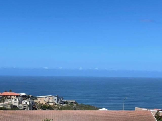 House for sale in Groot Brak Rivier, Western Cape