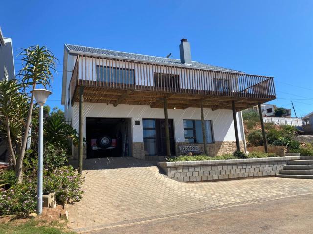 House for sale in Groot Brak Rivier, Western Cape