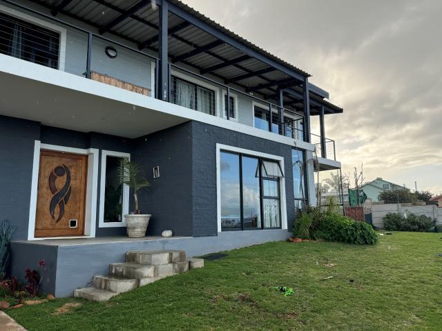 House for sale in Groot Brak Rivier, Western Cape