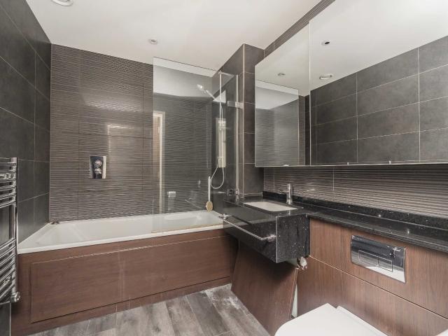 House for rent in Woodberry Down, Greater London