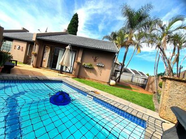 House for sale in Waterkloof, Gauteng