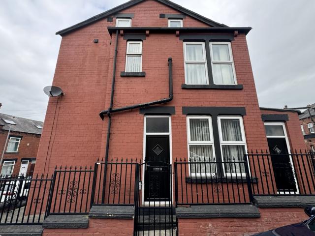 House for rent in Harehills, West Yorkshire