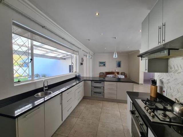 Property for rent in Bushmans River Mouth, Eastern Cape
