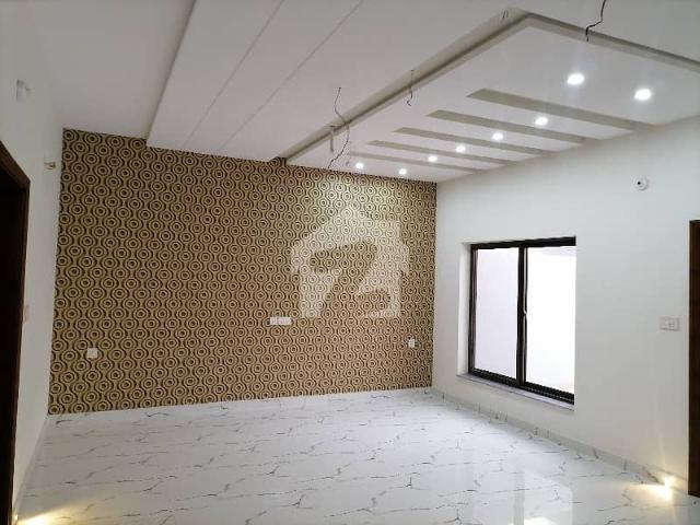 House for sale in Faisalabad, Islamabad Capital Territory