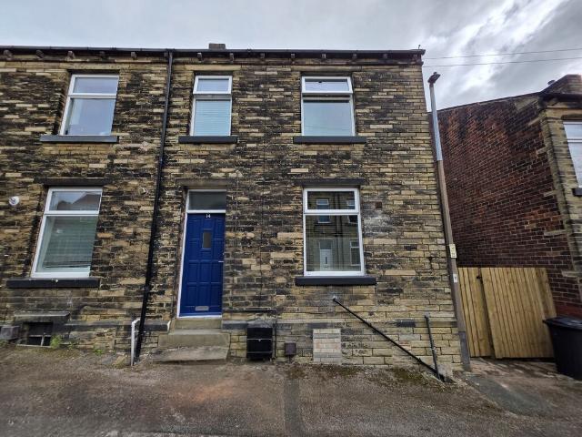 House for rent in Littletown, West Yorkshire