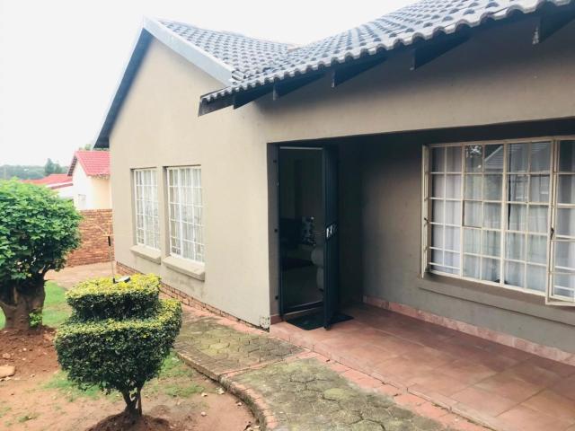 House for sale in Waterkloof, Gauteng