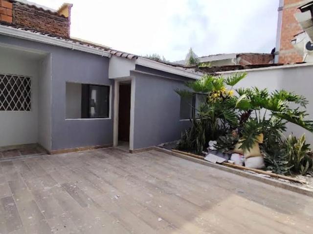 Casa en arriendo en Primitivo Crespo, Cali