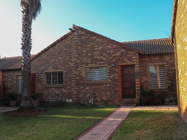 House for sale in Waterkloof, Gauteng