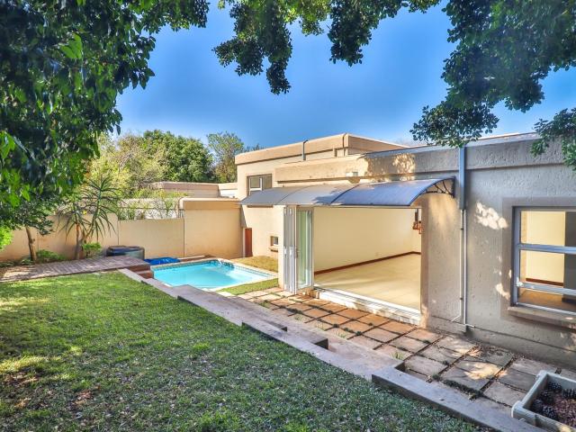House for rent in Faerie Glen, Gauteng