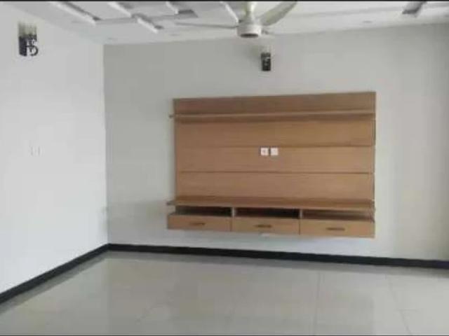 House for sale in ایف-17, F-17