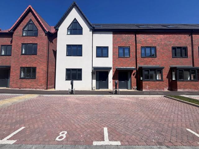 House for rent in Southcourt, Aylesbury