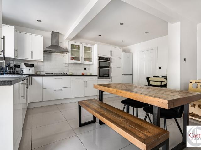 House for rent in Edmonton, Greater London