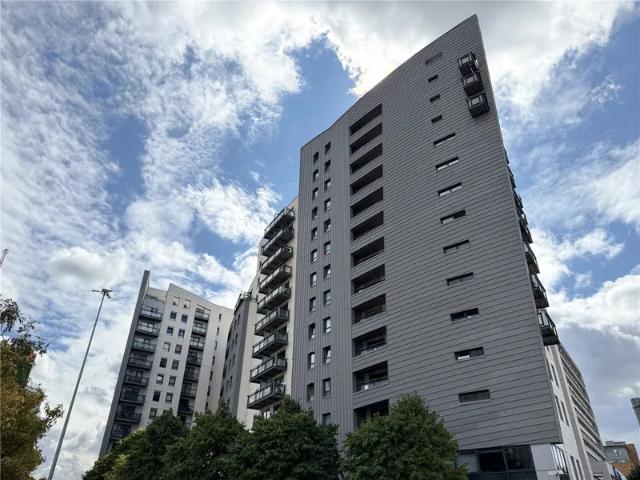 House for rent in Steander, Leeds