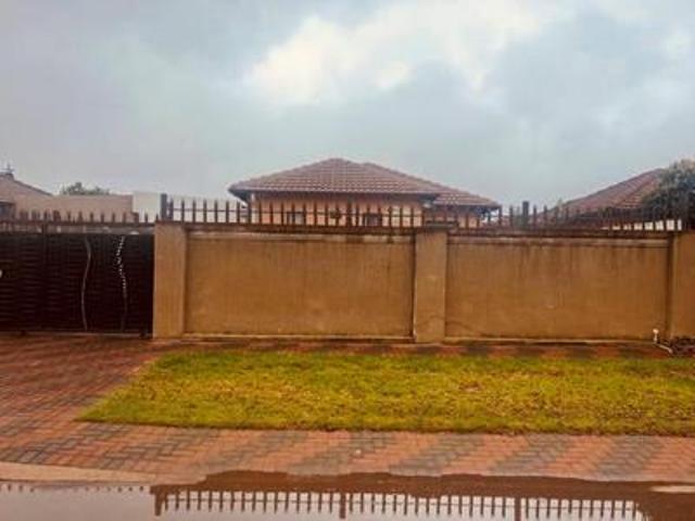 House for sale in Nooitgedacht, Gauteng