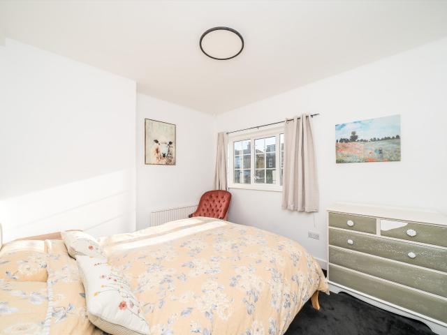 House for rent in Eltham Park, Greater London