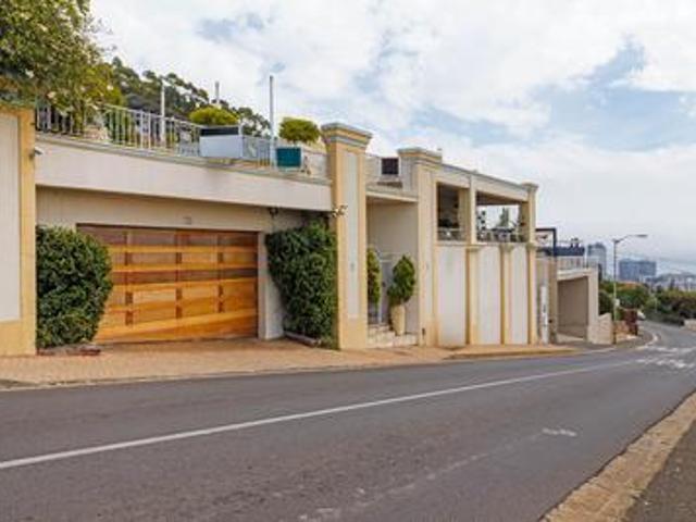 House for sale in Cape Town, Western Cape