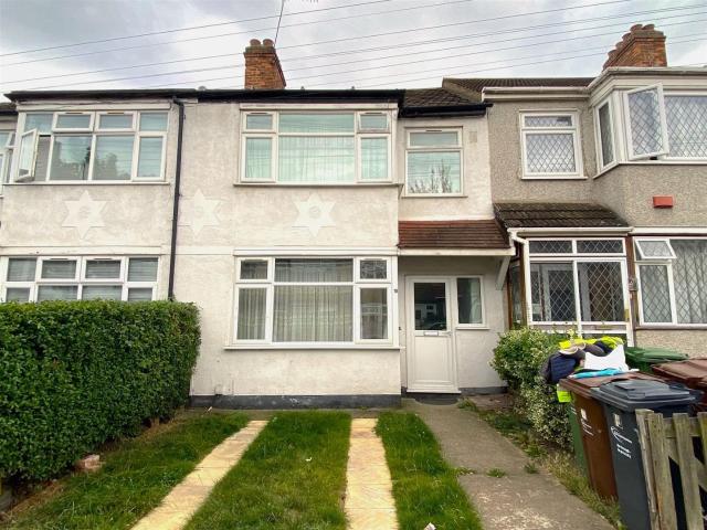House for rent in London Borough of Barking and Dagenham, Greater London