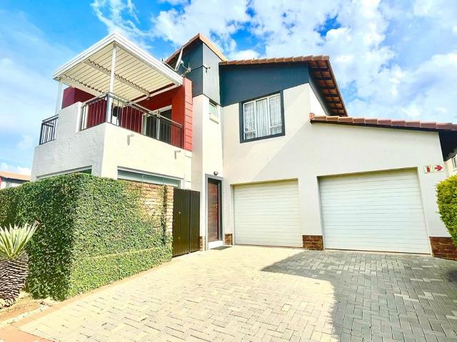 House for sale in Waterkloof, Gauteng