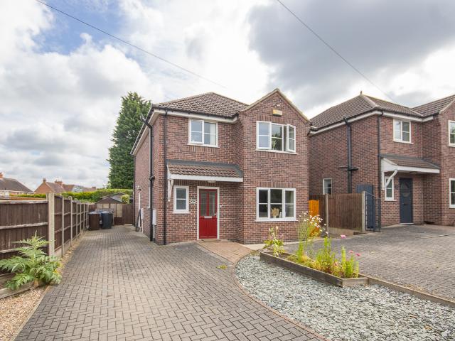 House for rent in Oakwood, East Midlands