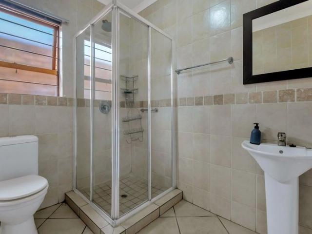 House for sale in Johannesburg, West