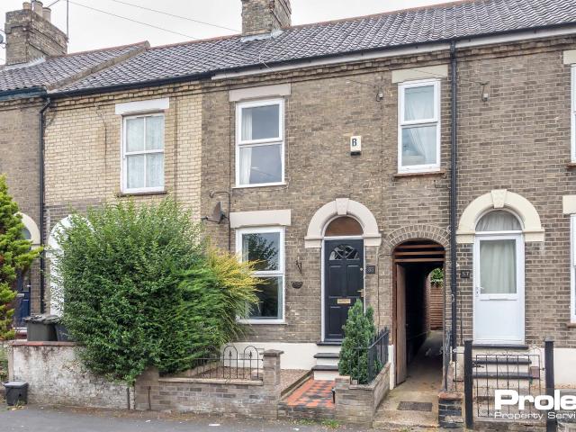 House for rent in Heigham Grove, East Bank