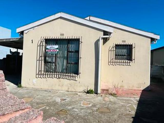 House for sale in Khayelitsha, Western Cape