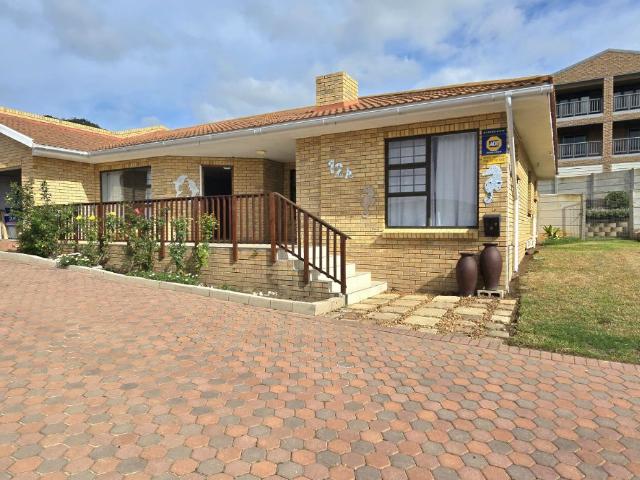House for sale in Groot Brak Rivier, Western Cape