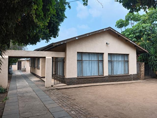 House for sale in Waterkloof, Gauteng