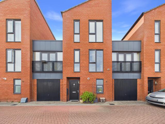 House for rent in Littleover, East Midlands