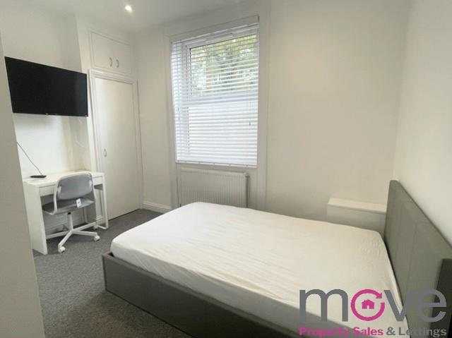 House for rent in Wotton, Gloucester