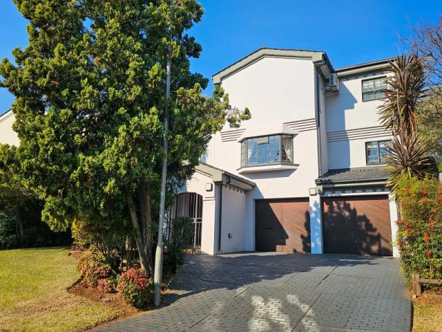 House for rent in Waterkloof, Gauteng