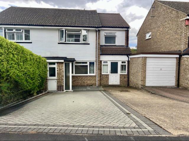 House for rent in London Borough of Croydon, Selsdon