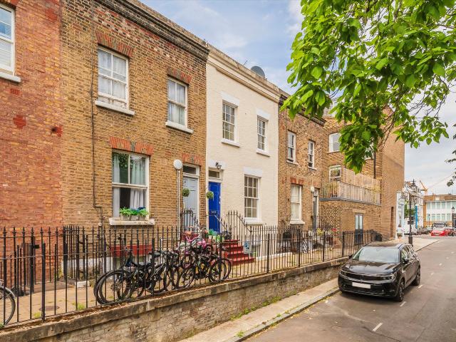 House for rent in Primrose Hill, Greater London