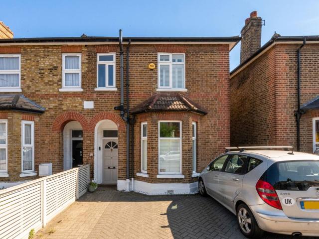 House for rent in North Sheen, Greater London