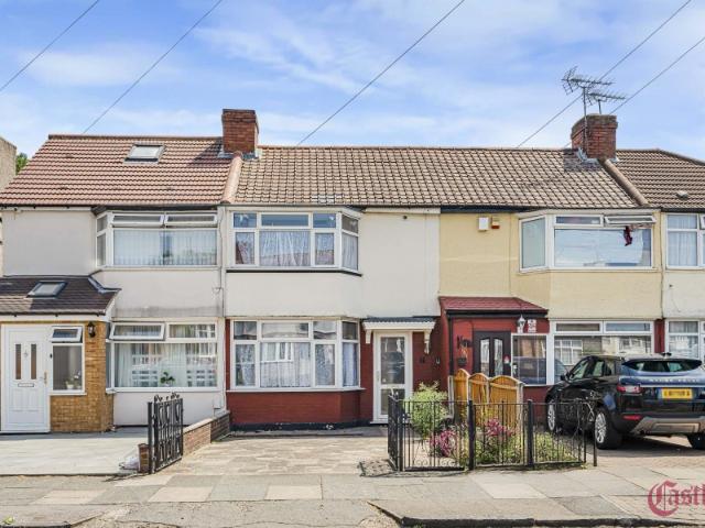 House for rent in Edmonton, Greater London