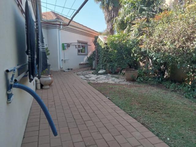 House for sale in Hartbeespoort Dam Nature Reserve