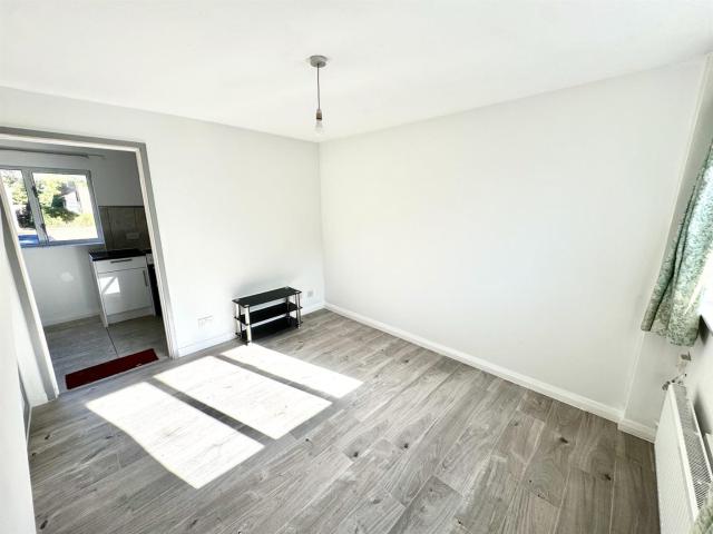 House for rent in Hackbridge, Greater London