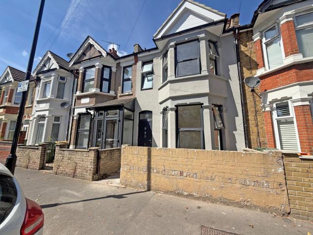 House for rent in Beckton, Greater London