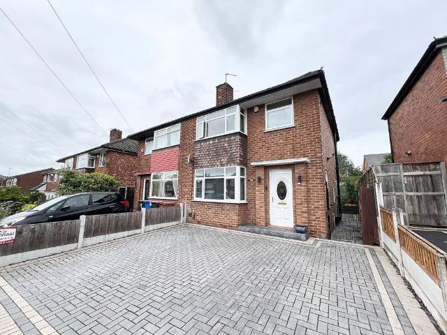 House for rent in Newtown, Salford