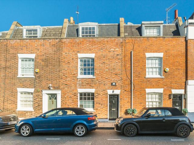 House for rent in Royal Borough of Kensington and Chelsea, Greater London