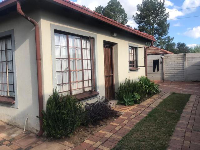 House for sale in Waterkloof, Gauteng