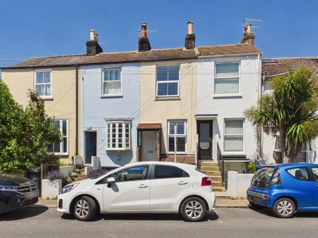 House for rent in Fishersgate, West Sussex