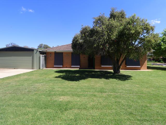 House for rent in Glenfield Park, Wagga Wagga City Council