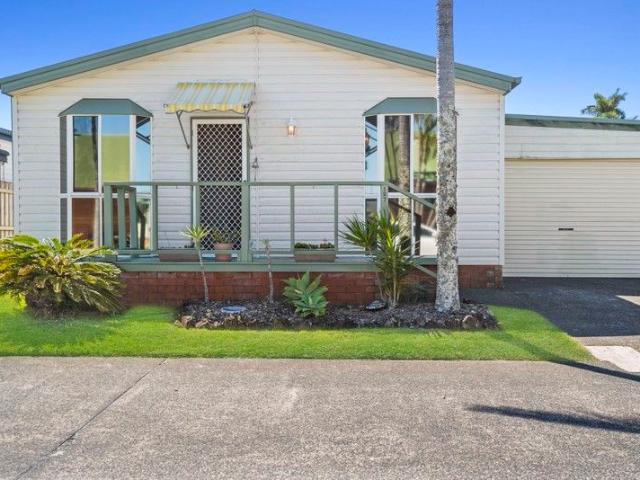 Apartment for sale in Banora Point, New South Wales